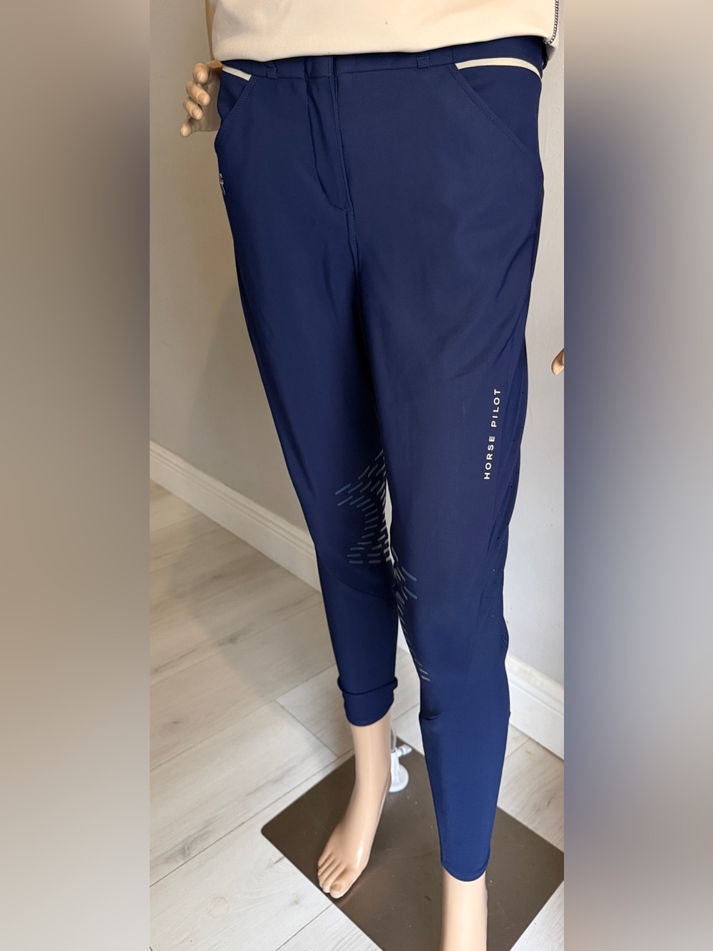 Horse Pilot Navy Technical Knee Grip Breeches Tan Trim Women’s Small